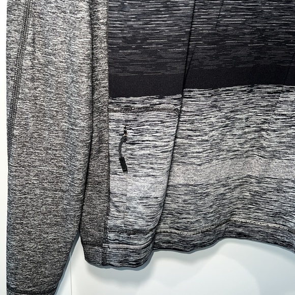 Lululemon Midweight Half-zip sweater, XL, black & gray combo. - Picture 4 of 4